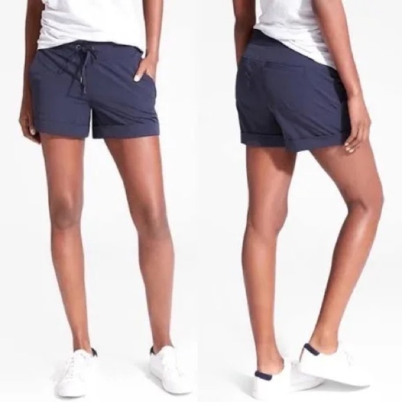 Athleta Women's Midtown Shorts Size 14 Navy Blue Drawstring Athleisure - Picture 1 of 11